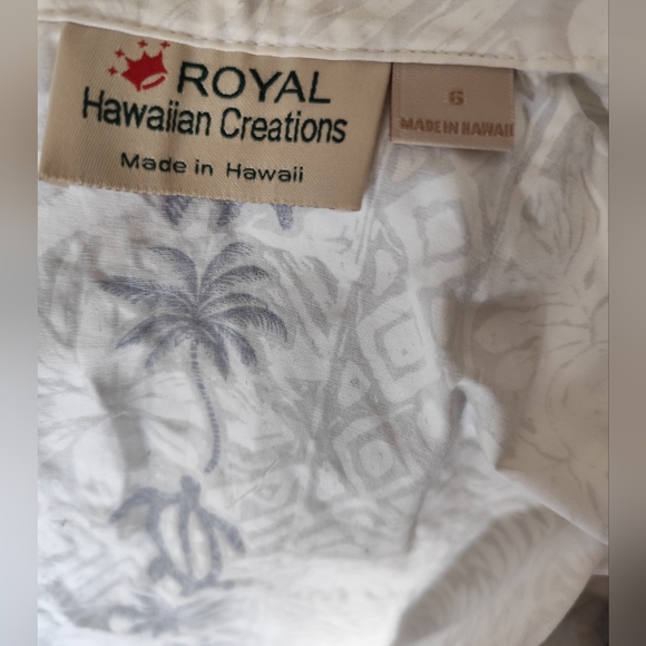 3/$30💜Kids Hawaiian Shirt, Toddler Size 6T - Picture 4 of 5